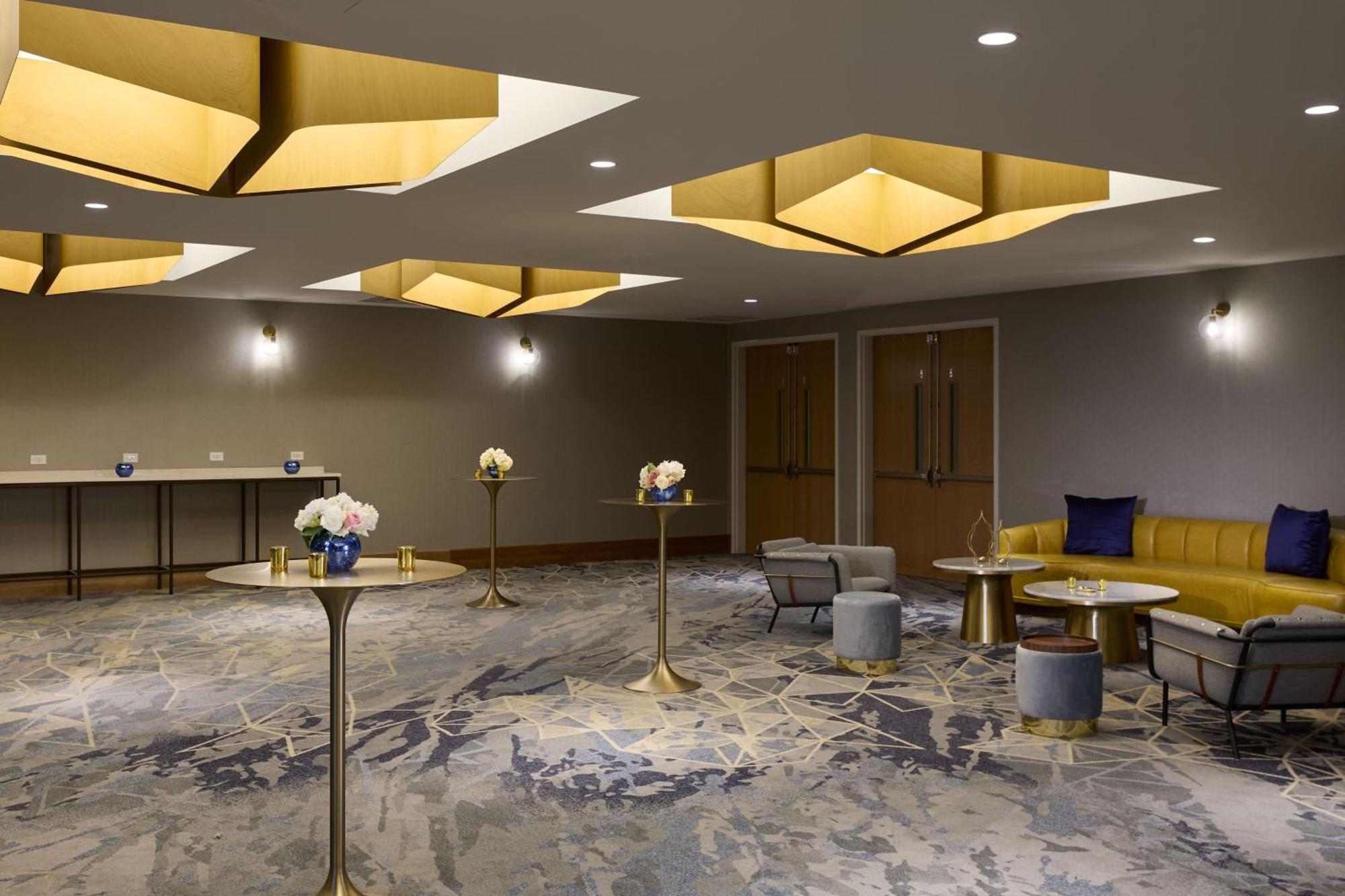 ホテル The Westin Raleigh-Durham Airport エクステリア 写真