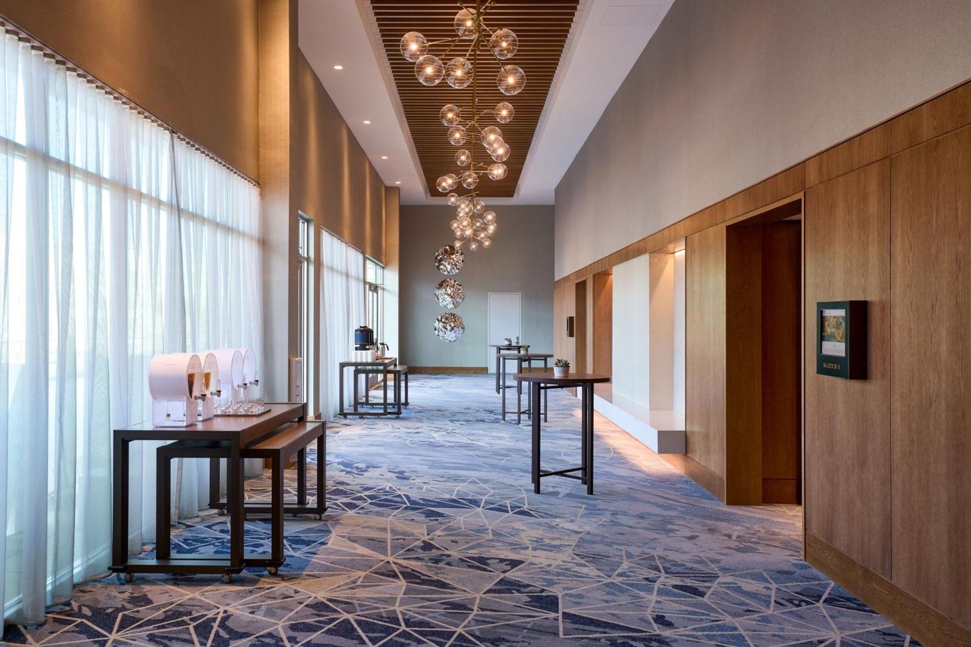 ホテル The Westin Raleigh-Durham Airport エクステリア 写真