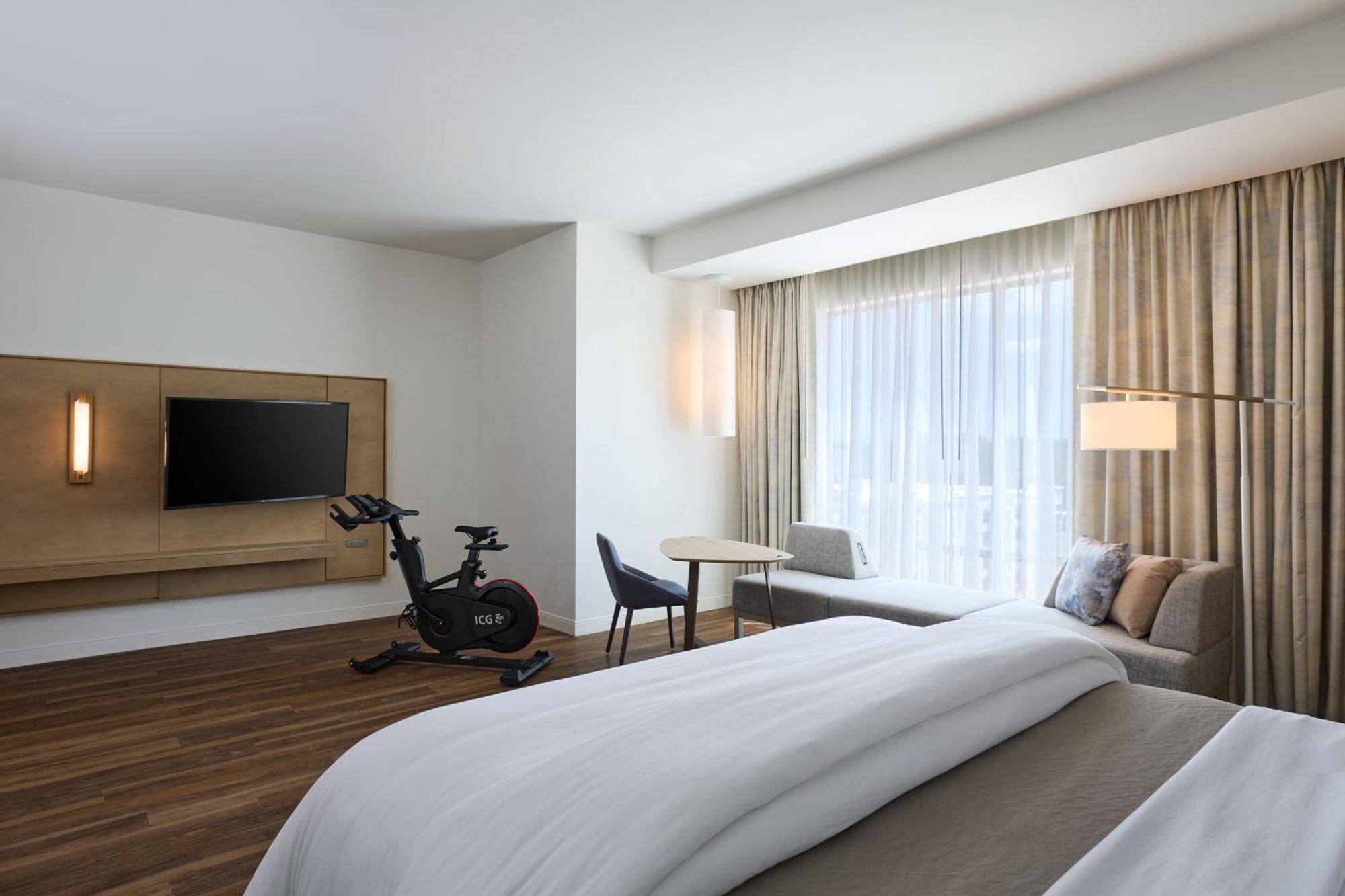 ホテル The Westin Raleigh-Durham Airport エクステリア 写真