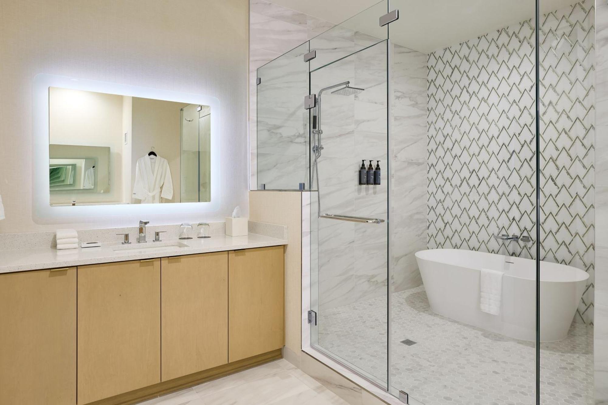 ホテル The Westin Raleigh-Durham Airport エクステリア 写真