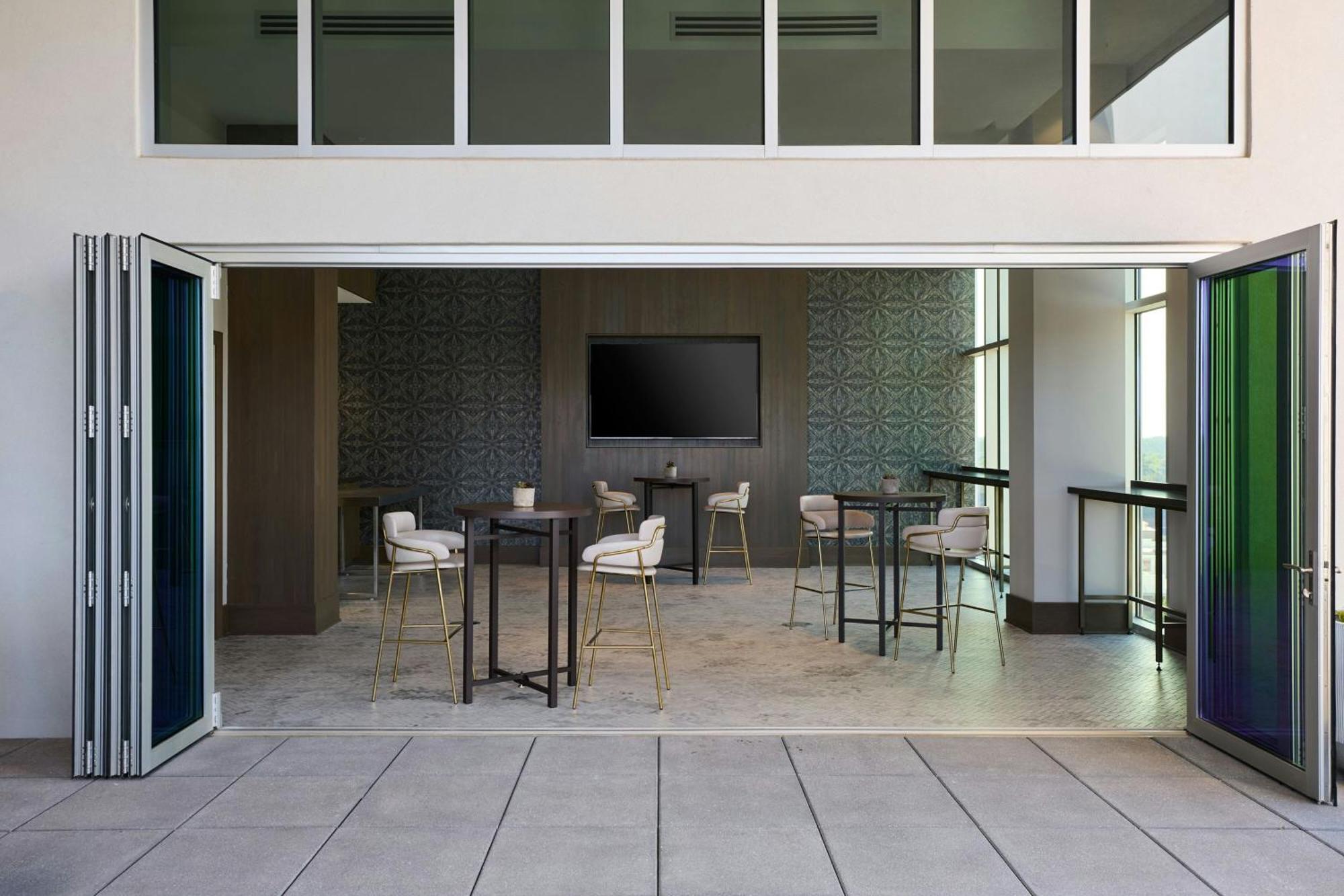 ホテル The Westin Raleigh-Durham Airport エクステリア 写真